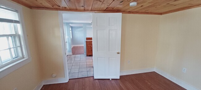 Photo - 2729 Cranberry Hwy Unidad Apt. 2