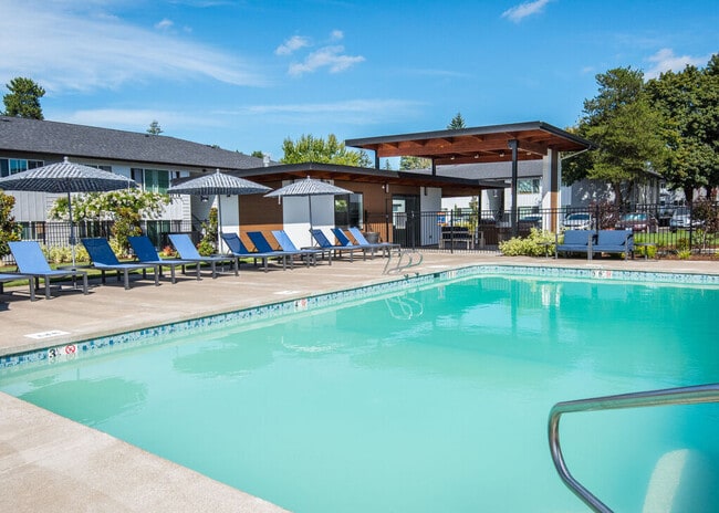 Building Photo - The Groves Rental