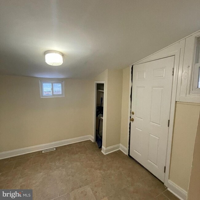 Photo - 2214 W Berks St