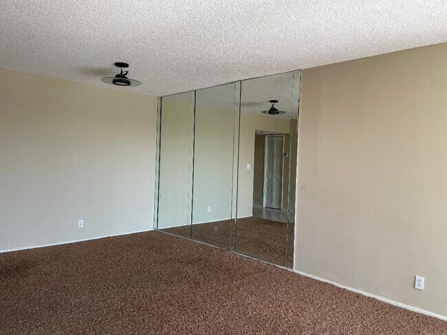 Photo - 605 Oaks Dr Unit 603