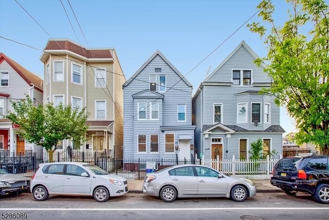 Photo - 304 N 5th St Unit 1