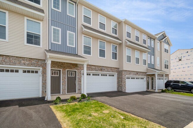 Photo - 1829 Shady Ln