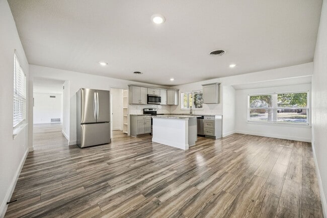 Photo - Stylish Renovation + Solar Savings in Prim... House