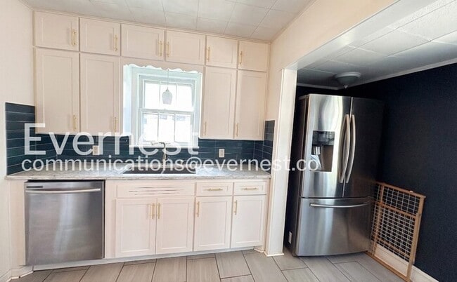 Photo - 5513 Reeds Rd