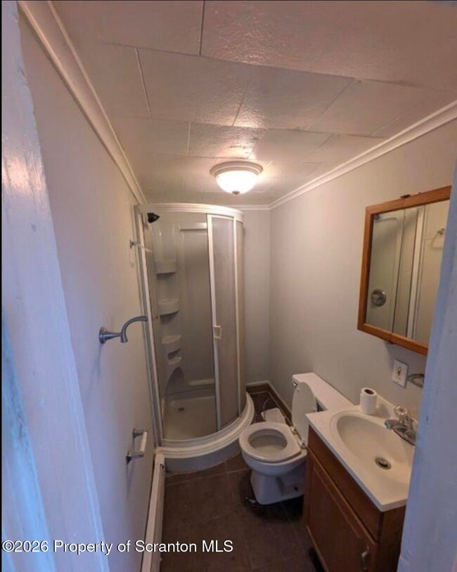 Photo - 452 W 8th St