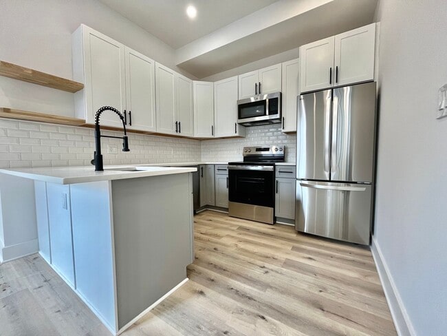 Photo - 1802 11th St NW Unidad 2B