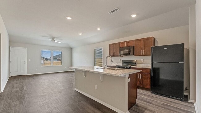 Photo - 2525 E Fox Mdw St