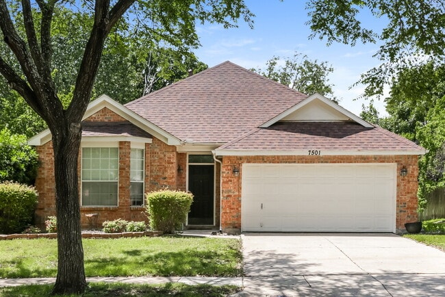 Building Photo - 7501 Point Reyes Dr