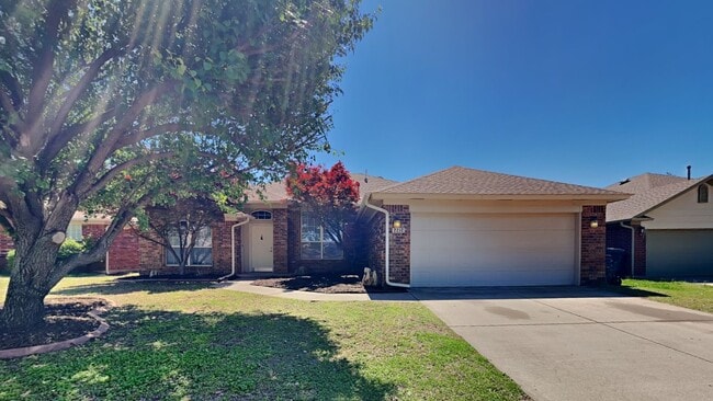 Photo - Nice 3 Bedroom 2 Bathroom Home with Storm Shelter and Office!