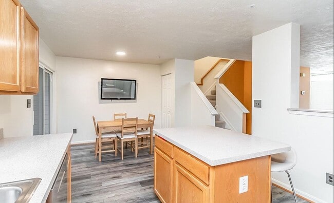 Photo - 4733 Buxton Cir