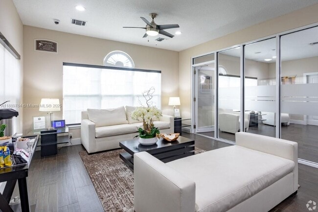 Photo - 7575 Hampton Blvd Unit 7785