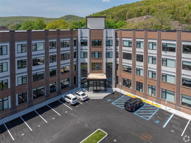 Building Photo - 15 Washington Ave Unit 316 Rental