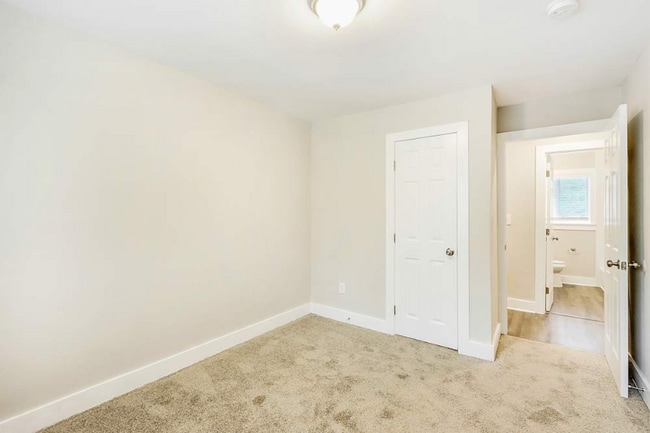 Photo - 2127 Nichols Ln