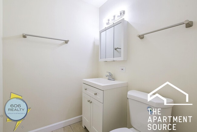 Photo - 1039 College Ave Unit 2E