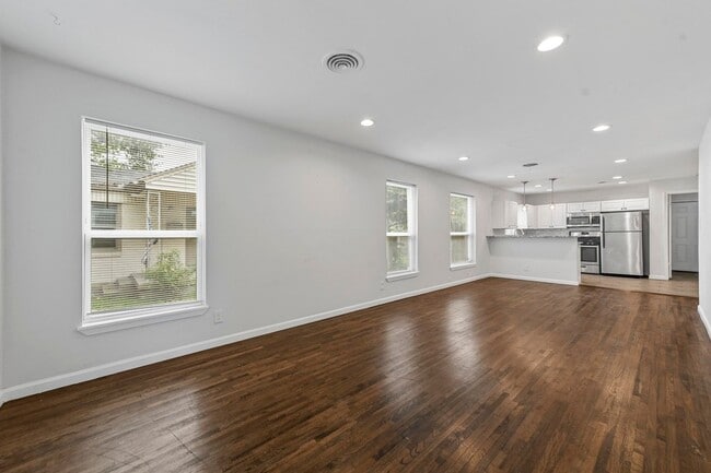 Photo - Single Family Home in 76109