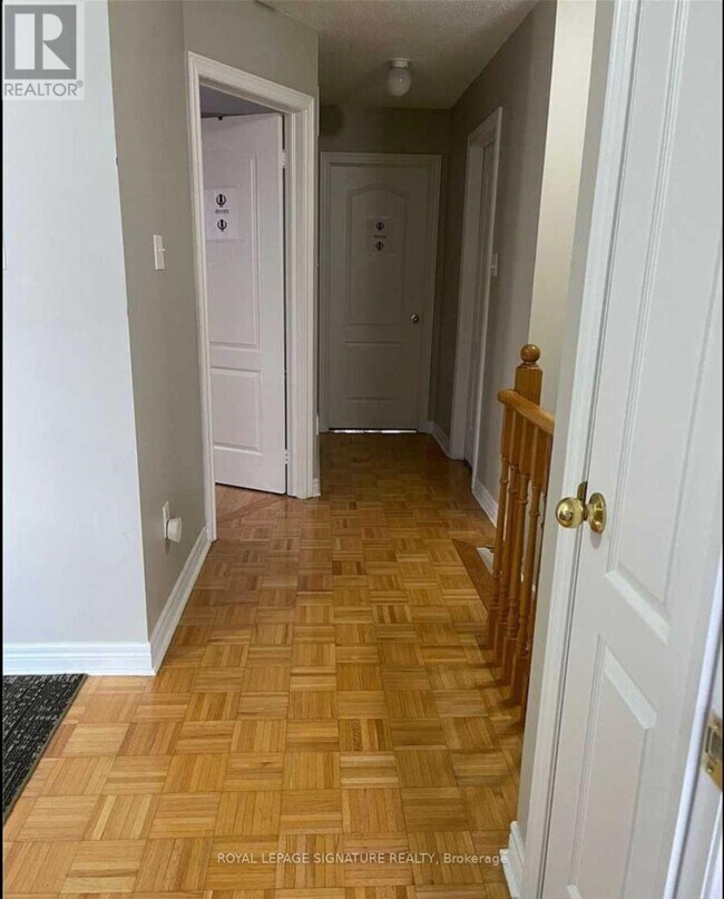 Photo - 25 Silent Pond Crescent