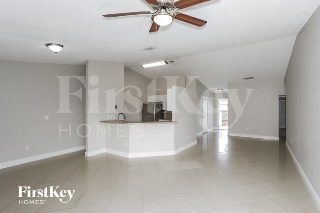 Photo - 12324 SW 198th St