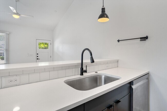 Photo - 4004 Avenue C Unit 4004 Avenue C,  A
