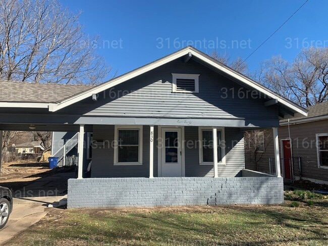 Building Photo - 830 N Pershing Ave Unit 830 N. Pershing