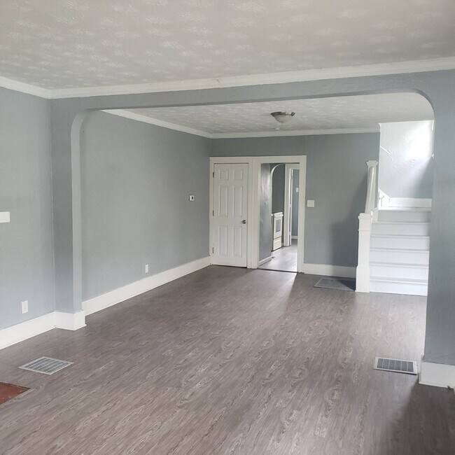 Photo - 320-322 Cambridge Ave, Dayton, OH 45402 Unit 322 Cambridge Ave.