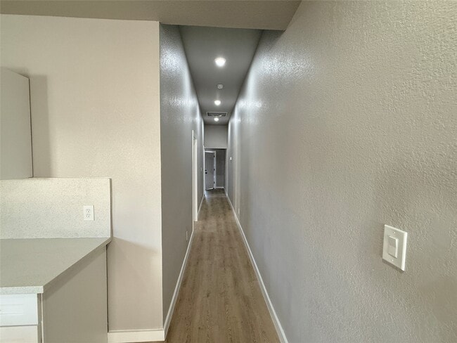 Photo - 2209 Gano St