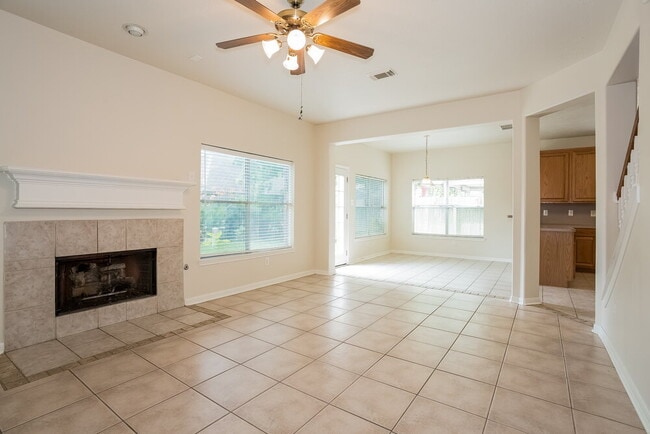 Photo - 1407 Hollow Branch Ln