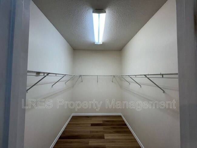 Photo - 1605 Slash Pine Pl