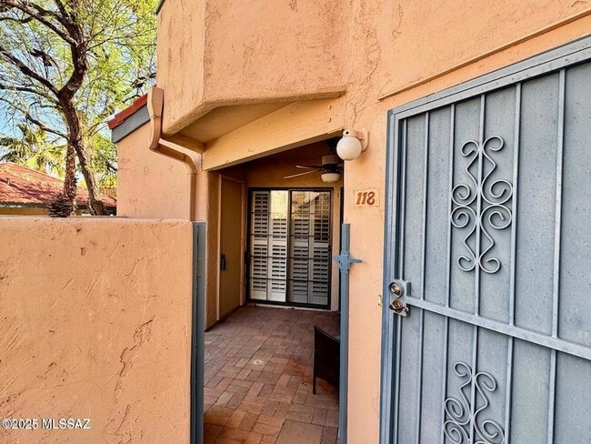 Photo - 4281 N River Grove Cir