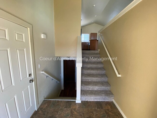 Photo - 3 bed house w/ family room in The Landings!