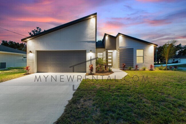 Photo - Deposit-Free! Modern, energy efficient hom...