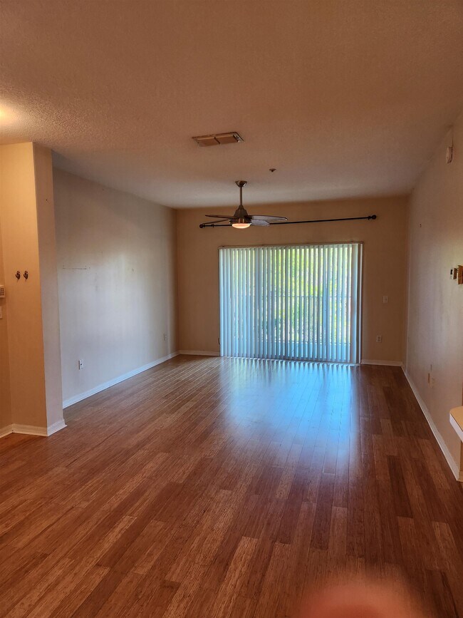 Photo - 510 Florida Club Blvd Unit 304