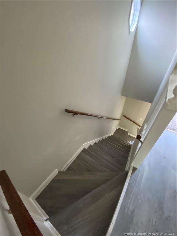 Photo - 1052 Strickland Bridge Rd