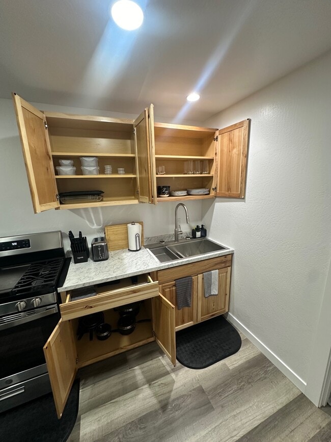 Photo - Icon Executive Suites LLC Unidad 117