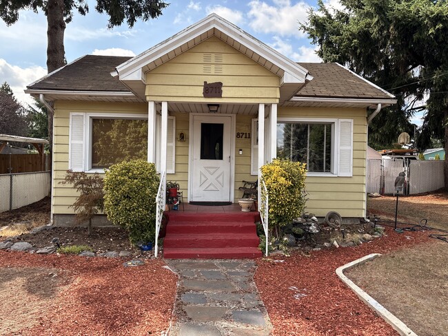 Building Photo - 8711 SE 67th Ave