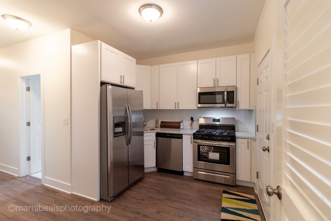 Photo - 6338 S Maryland Ave Unidad 2