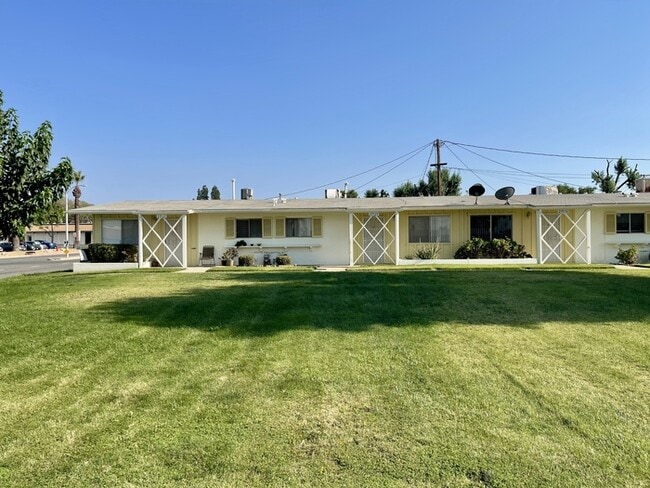 Building Photo - 27127 Sun City Blvd Unit 1 Rental