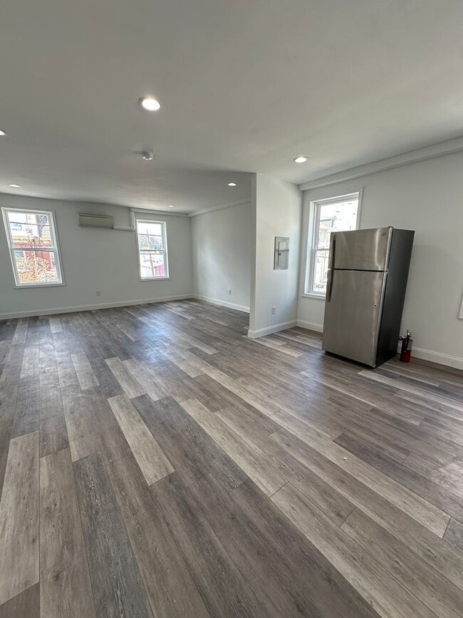 Photo - 3847 Terrace St Unidad 2