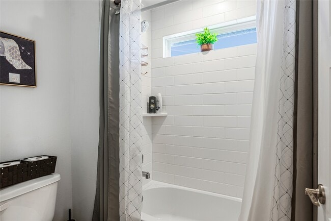 Photo - 638 Paisley Harbor Ct