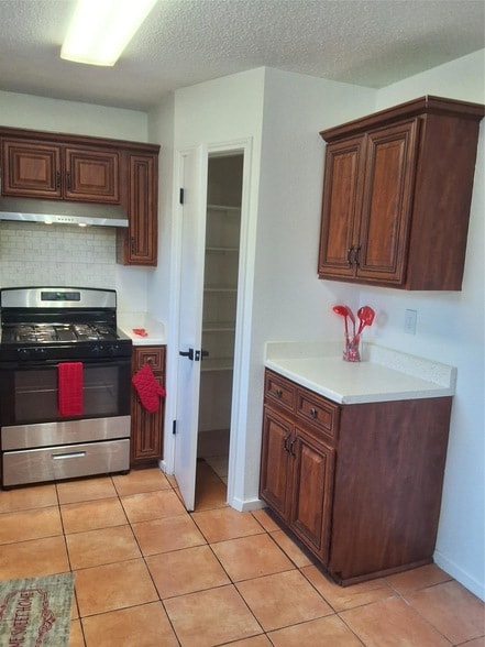 Photo - 1207 Crupp Ct