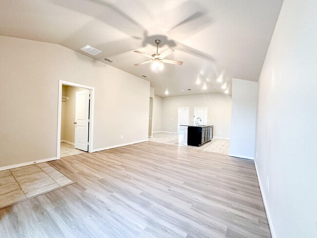 Photo - 13803 Quanah Ave