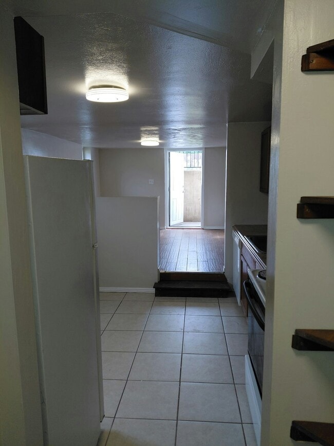 Photo - 520 E 300 S