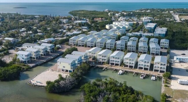 Tarpon Harbour