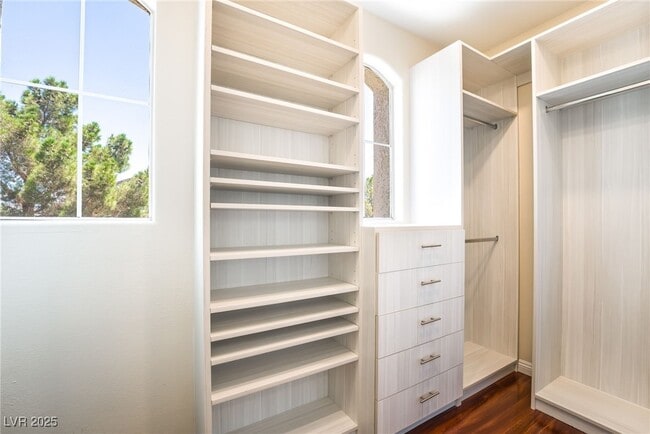Building Photo - 1005 Prestwick St Rental