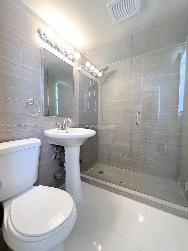 Photo - 1007 SE 2nd Ct Unit 7