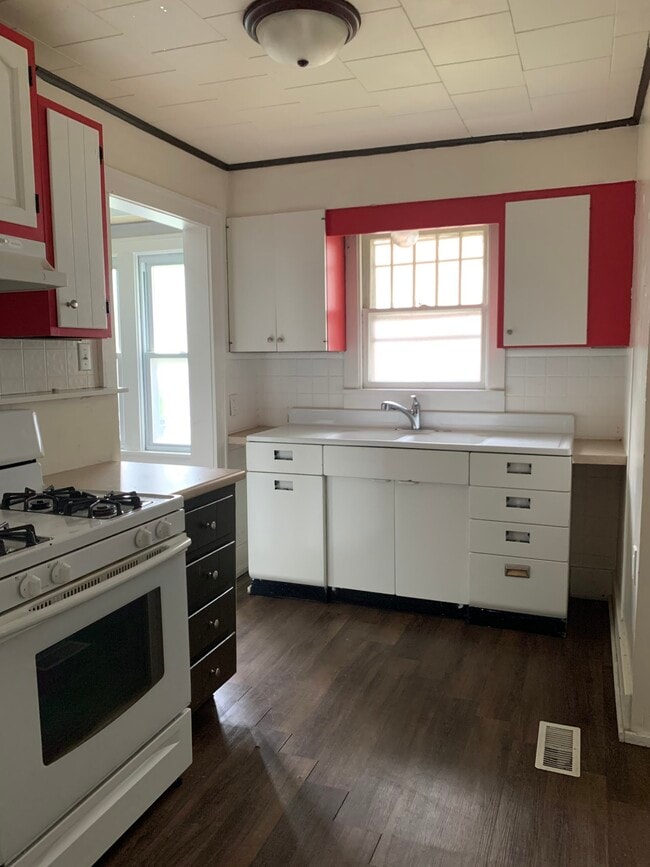 Photo - 215 S Kosciusko St