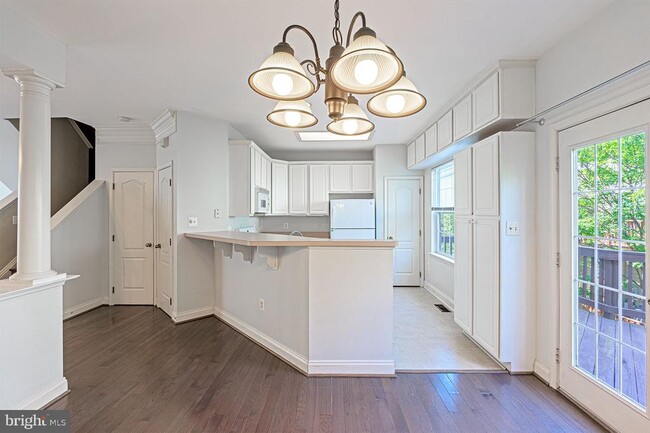Photo - 107 Colville Dr