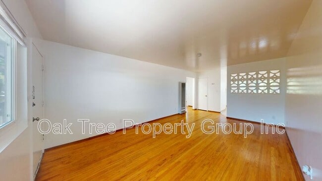 Photo - 2429-2429 Humboldt Ave