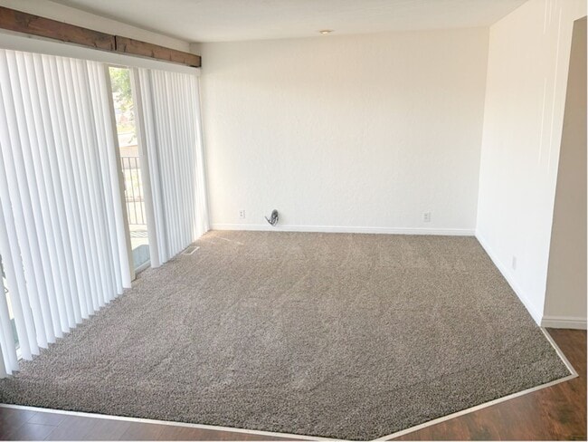 Photo - West Valley Condo with Prime Location in West Valley!
