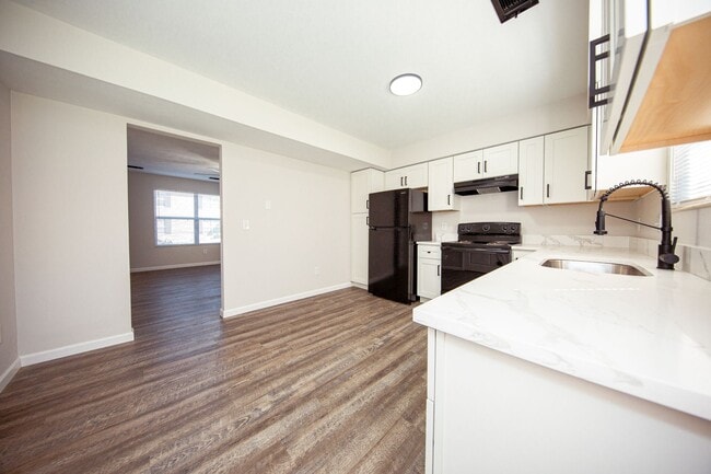 Photo - Shadow Ridge Apartments