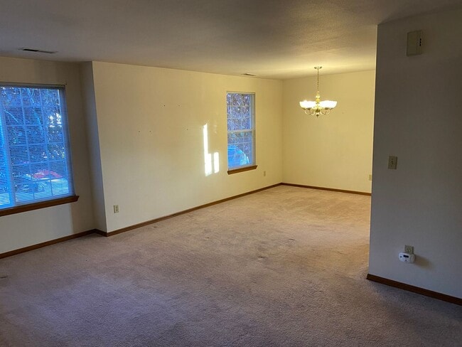 Photo - 1001 Crestview Ln Unit D